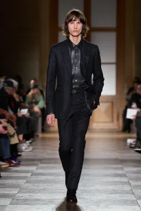 00042-hermes-fall-2026-menswear-credit-gorunway
