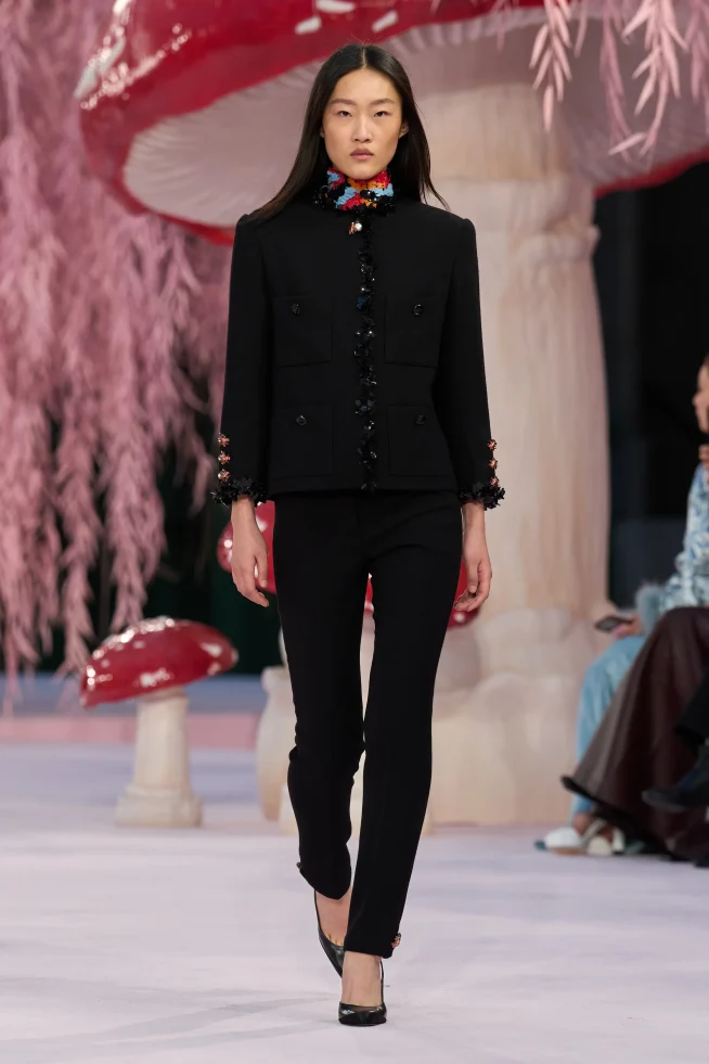 00043-chanel-spring-2026-couture-credit-gorunway