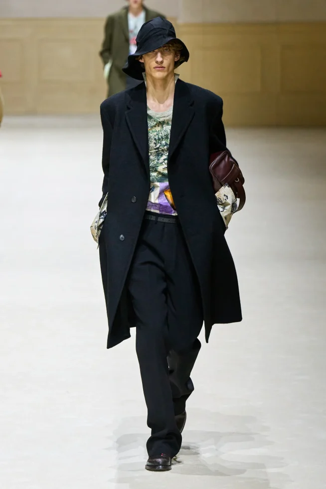 00045-prada-fall-2026-menswear-credit-gorunway