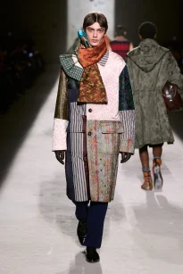 00047-dries-van-noten-fall-2026-menswear-credit-gorunway
