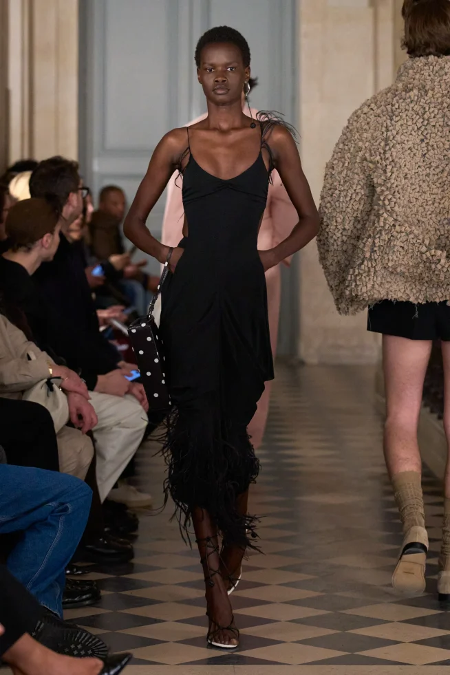 00051-jacquemus-fall-2026-ready-to-wear-credit-gorunway