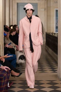 00052-jacquemus-fall-2026-ready-to-wear-credit-gorunway