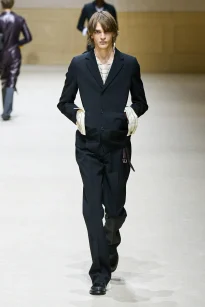 00052-prada-fall-2026-menswear-credit-gorunway
