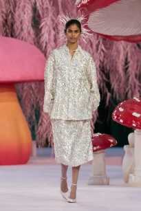 00054-chanel-spring-2026-couture-credit-gorunway