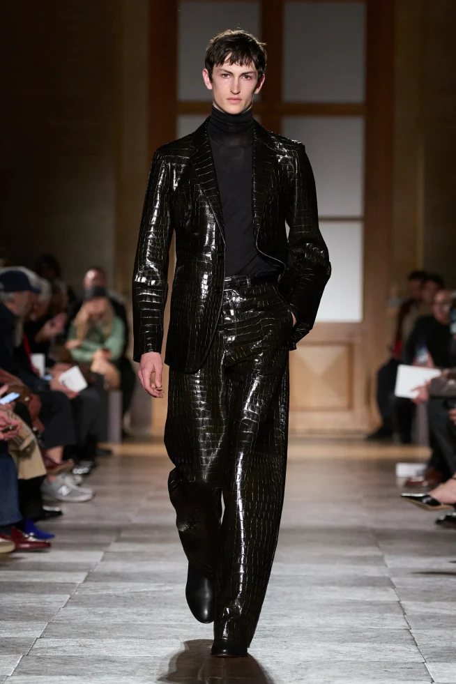 00055-hermes-fall-2026-menswear-credit-gorunway