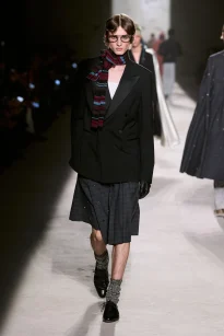 00063-dries-van-noten-fall-2026-menswear-credit-gorunway