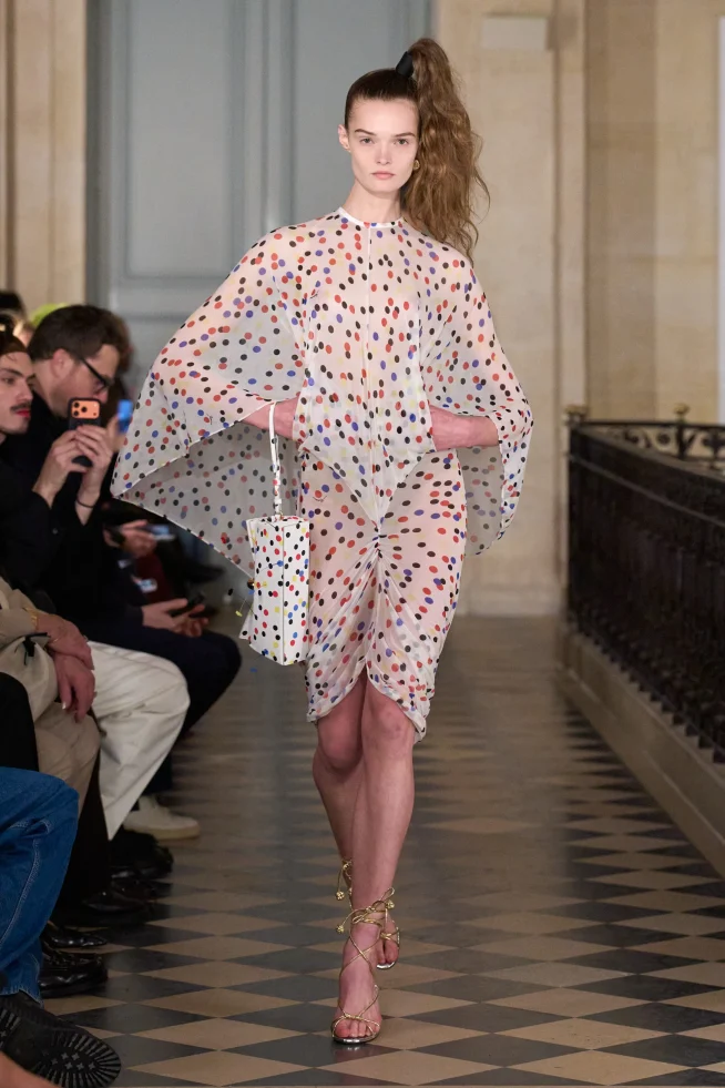 00066-jacquemus-fall-2026-ready-to-wear-credit-gorunway