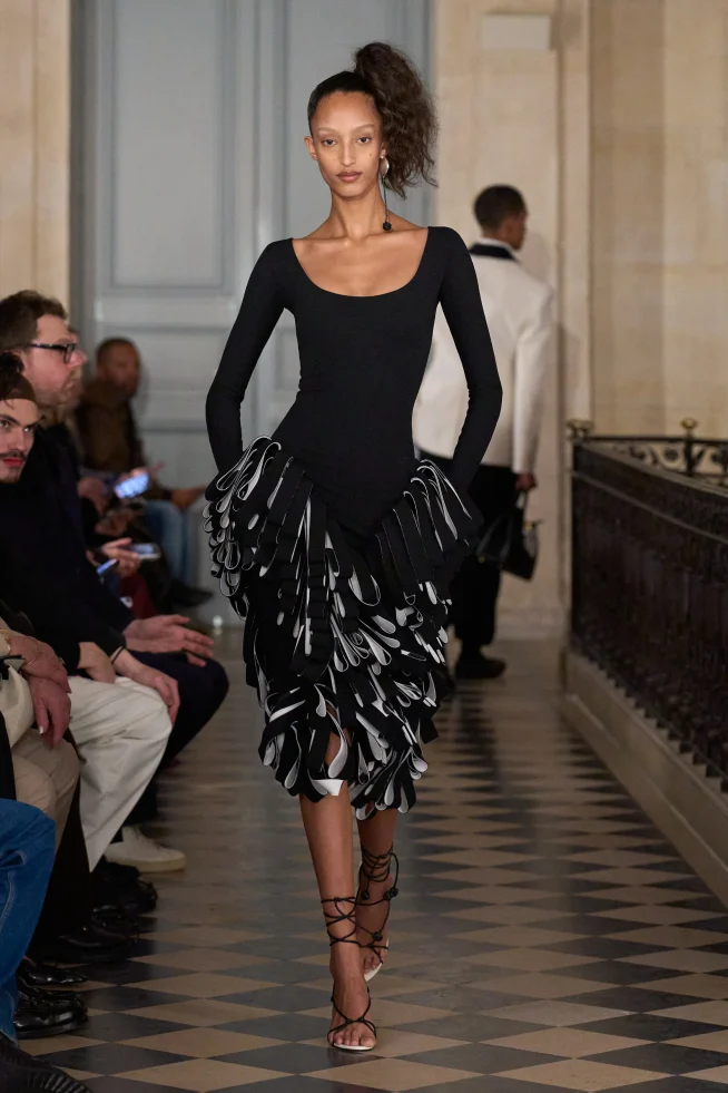 00067-jacquemus-fall-2026-ready-to-wear-credit-gorunway