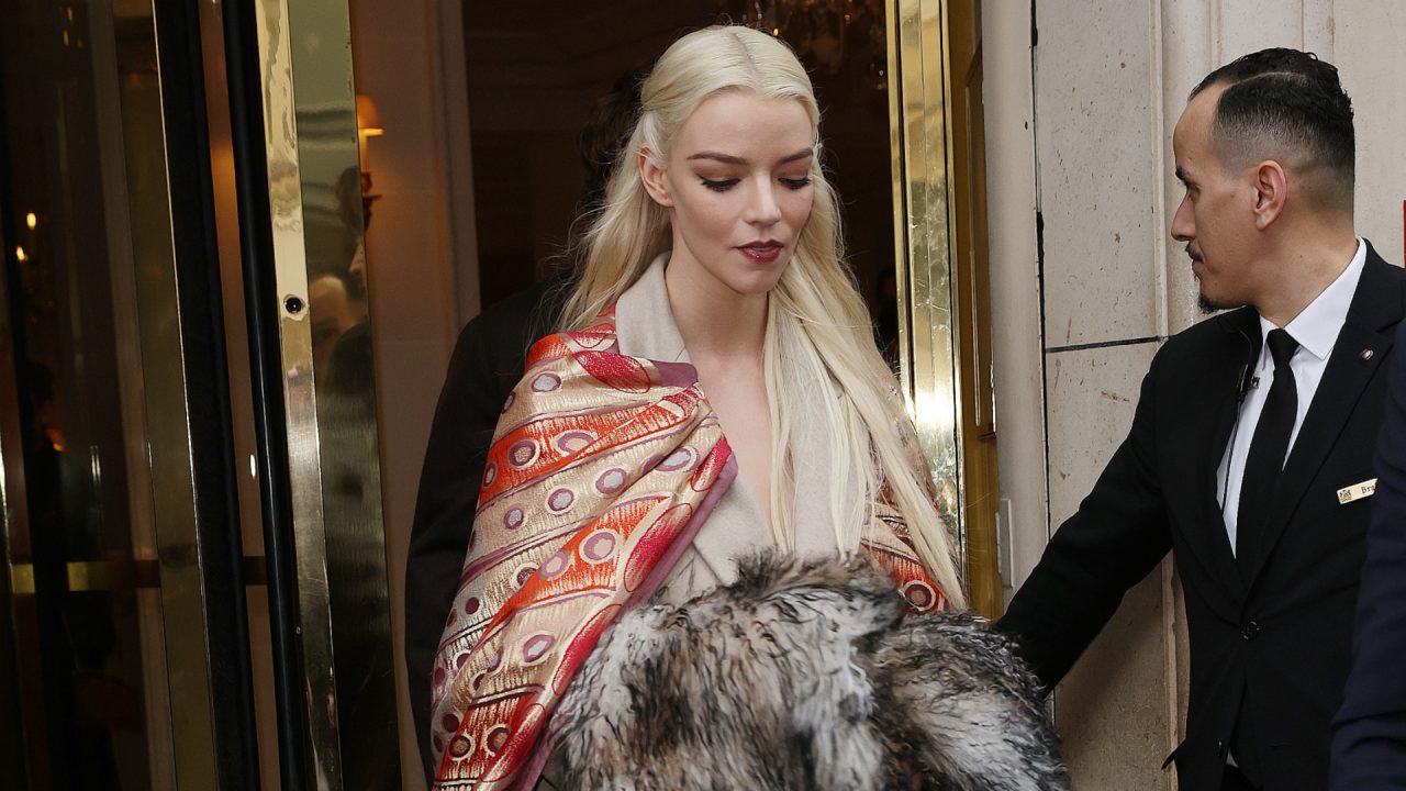 Estrelas marcam presença no Front Row da Dior durante Semana de Alta-Costura de Paris