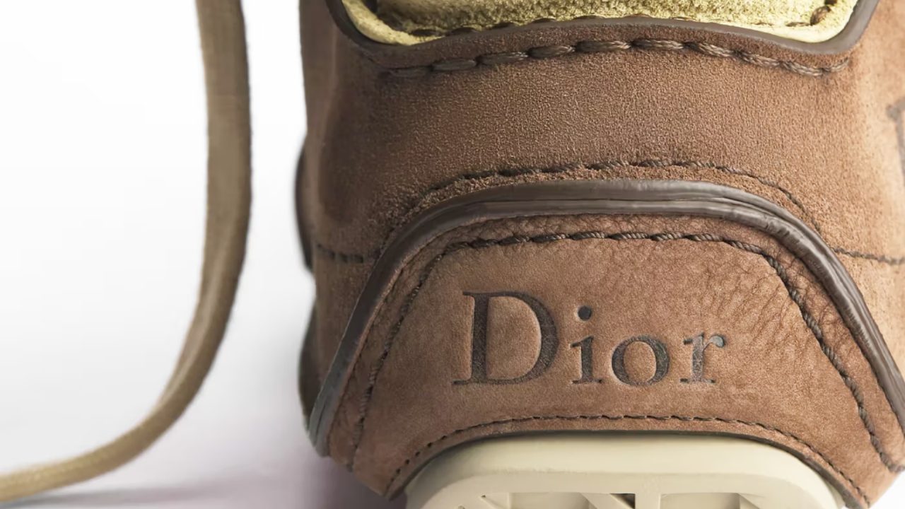 Dior Roadie, assinada por Jonathan Anderson