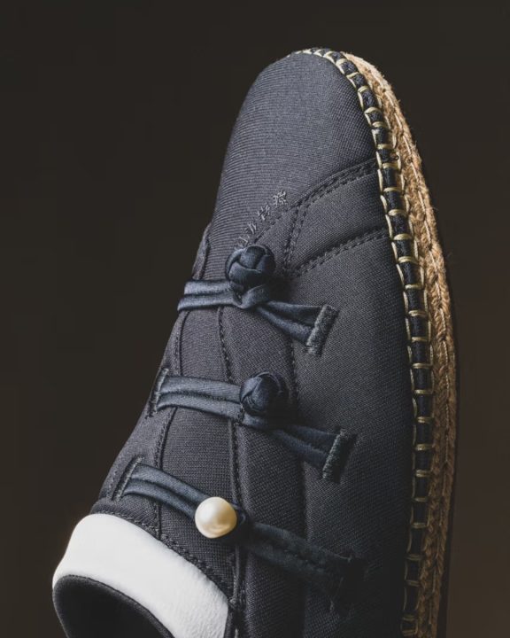 Collab CLOT e adidas para o 'Year of the Horse'