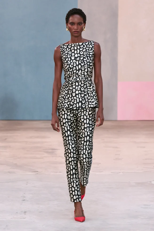 00007-carolina-herrera-fall-2026-ready-to-wear-credit-gorunway