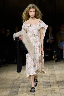 00007-simone-rocha-fall-2026-ready-to-wear-credit-gorunway