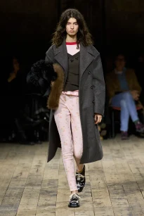 00008-simone-rocha-fall-2026-ready-to-wear-credit-gorunway