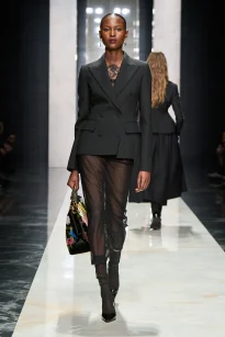 00011-dolce-and-gabbana-fall-2026-ready-to-wear-credit-gorunway