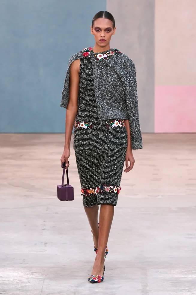 00017-carolina-herrera-fall-2026-ready-to-wear-credit-gorunway