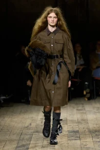 00018-simone-rocha-fall-2026-ready-to-wear-credit-gorunway