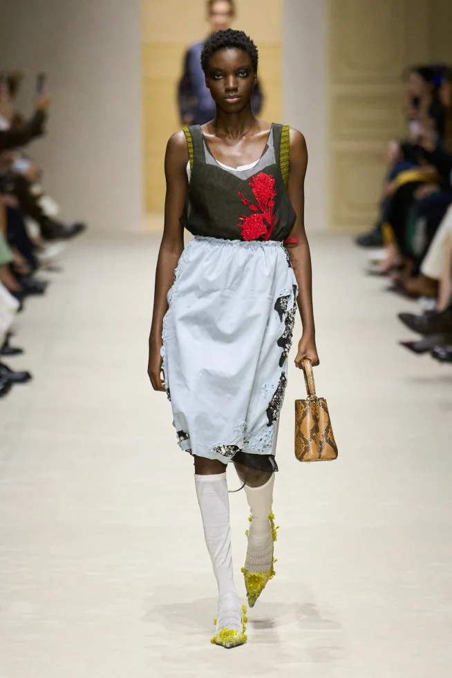 00024-prada-fall-2026-ready-to-wear-credit-gorunway