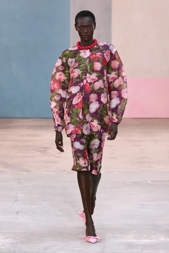 00028-carolina-herrera-fall-2026-ready-to-wear-credit-gorunway