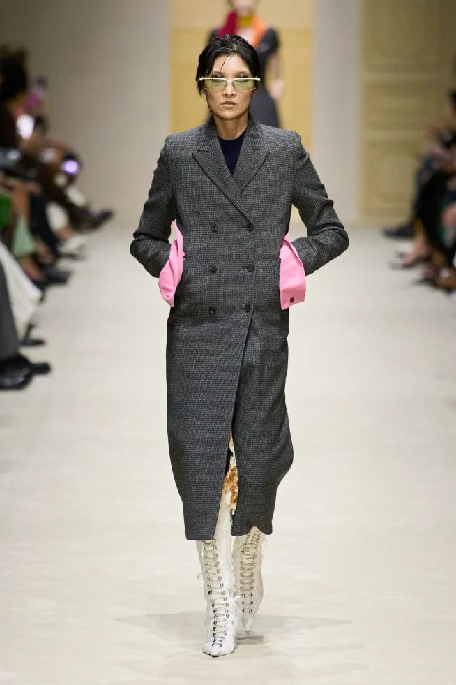 00030-prada-fall-2026-ready-to-wear-credit-gorunway