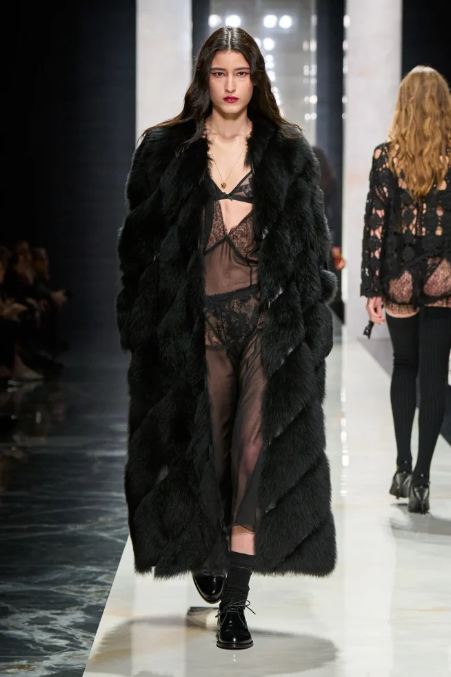 00035-dolce-and-gabbana-fall-2026-ready-to-wear-credit-gorunway