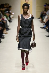 00044-prada-fall-2026-ready-to-wear-credit-gorunway