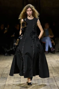 00045-simone-rocha-fall-2026-ready-to-wear-credit-gorunway