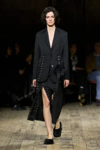00046-simone-rocha-fall-2026-ready-to-wear-credit-gorunway
