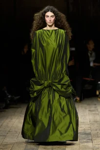00049-simone-rocha-fall-2026-ready-to-wear-credit-gorunway
