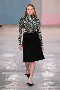 00052-carolina-herrera-fall-2026-ready-to-wear-credit-gorunway