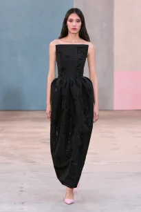 00055-carolina-herrera-fall-2026-ready-to-wear-credit-gorunway