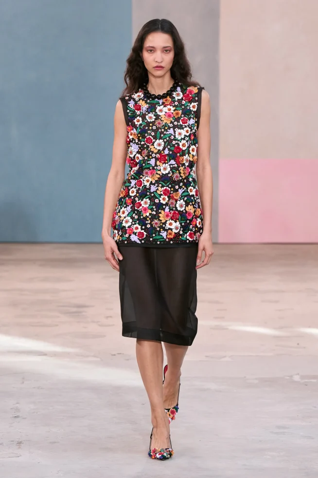 00057-carolina-herrera-fall-2026-ready-to-wear-credit-gorunway