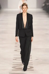 UMB01843