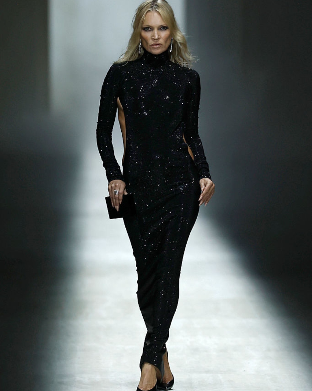 kate-moss-alex-consani-e-filha-de-elon-musk-chamam-aten-o-em