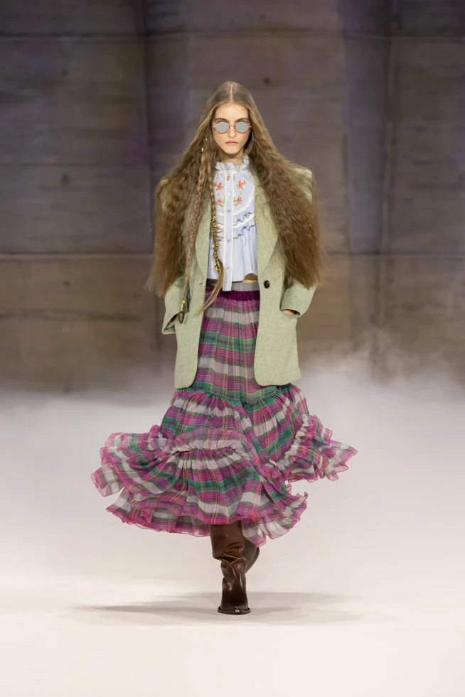 00001-chloe-fall-2026-ready-to-wear-credit-brand