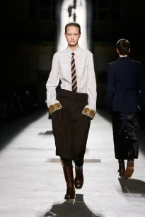 00003-dries-van-noten-fall-2026-ready-to-wear-credit-gorunway