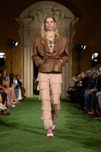 00003-valentino-fall-2026-ready-to-wear-credit-gorunway