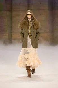 00004-chloe-fall-2026-ready-to-wear-credit-brand