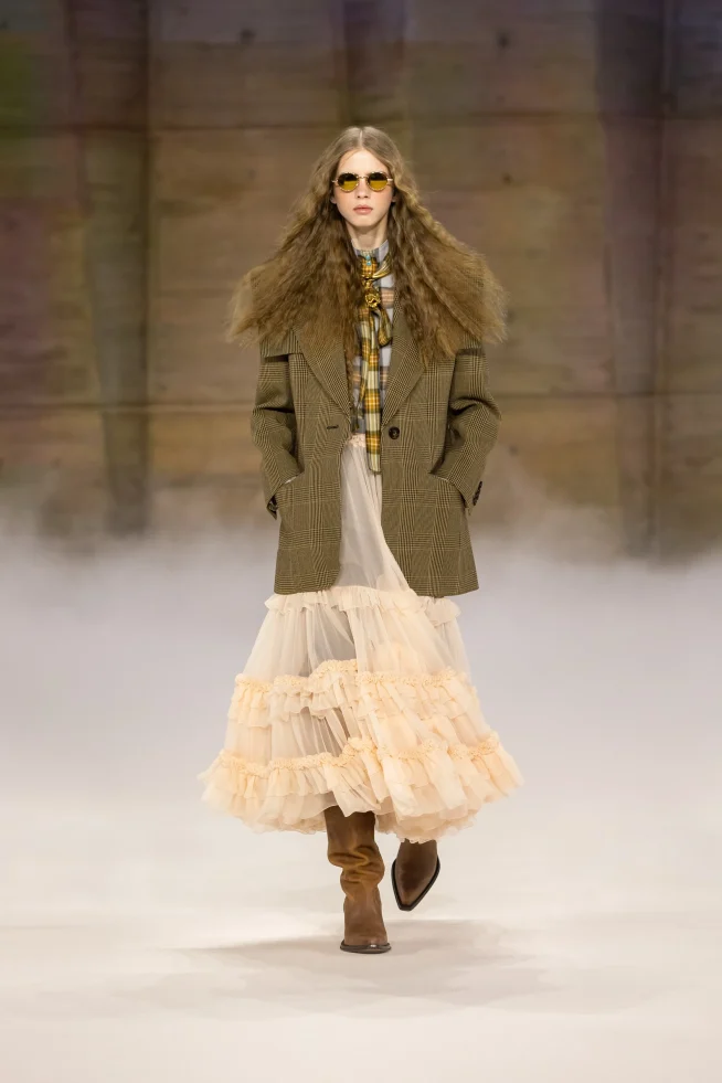 00004-chloe-fall-2026-ready-to-wear-credit-brand