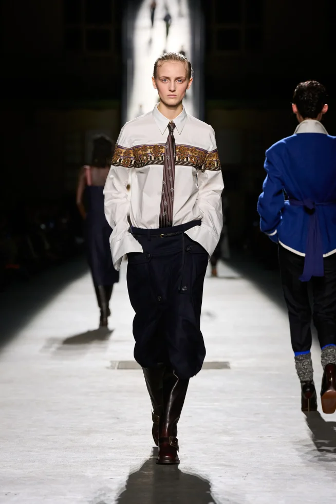 00007-dries-van-noten-fall-2026-ready-to-wear-credit-gorunway