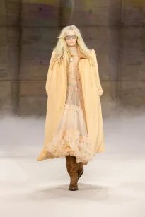 00009-chloe-fall-2026-ready-to-wear-credit-brand