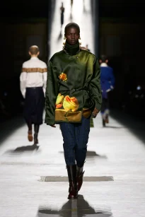 00009-dries-van-noten-fall-2026-ready-to-wear-credit-gorunway
