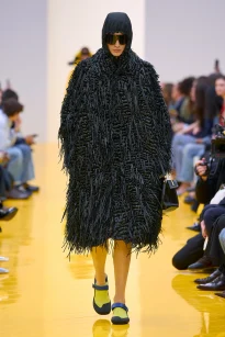 00009-loewe-fall-2026-ready-to-wear-credit-gorunway
