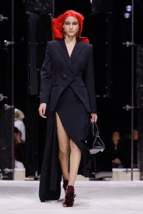 00011-givenchy-fall-2026-ready-to-wear-credit-brand