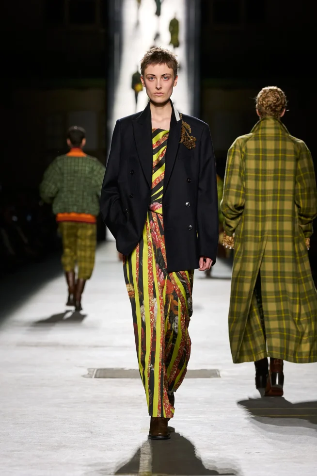 00013-dries-van-noten-fall-2026-ready-to-wear-credit-gorunway