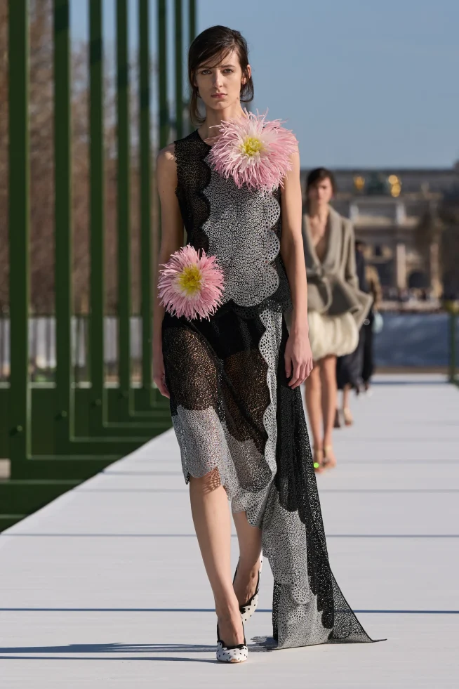 00017-christian-dior-fall-2026-ready-to-wear-credit-gorunway