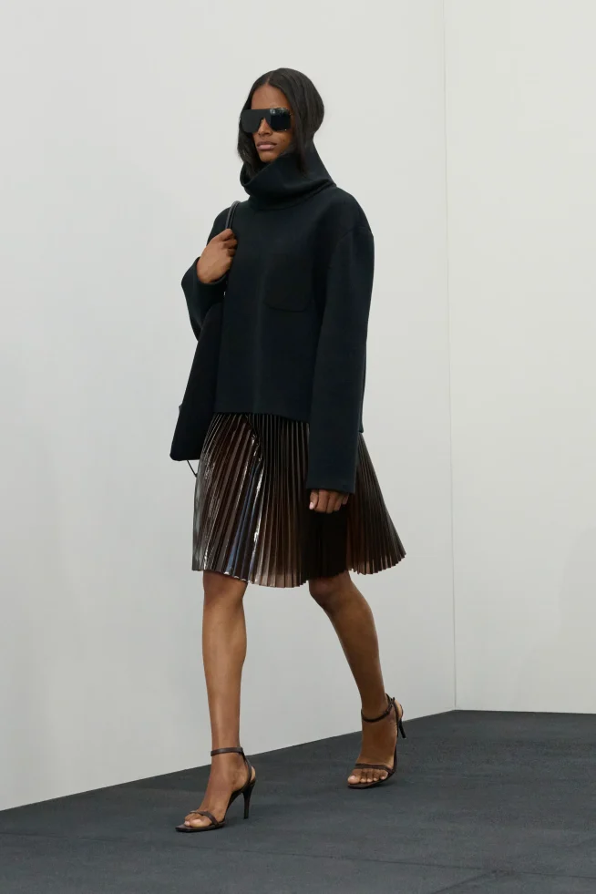 00021-courreges-fall-2026-ready-to-wear-credit-brand