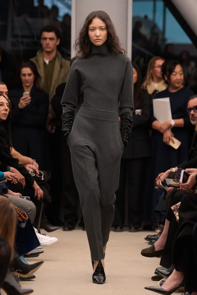 00023-alaia-fall-2026-ready-to-wear-credit-brand