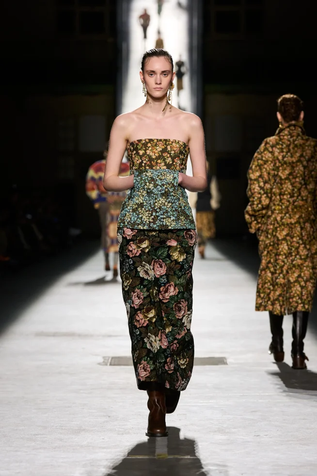 00023-dries-van-noten-fall-2026-ready-to-wear-credit-gorunway