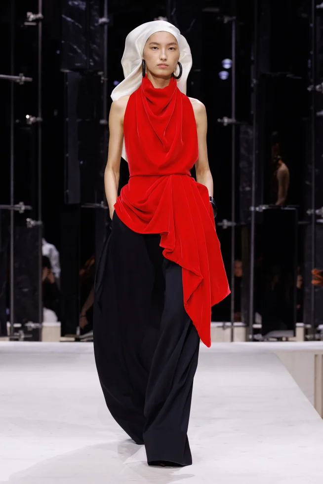 00023-givenchy-fall-2026-ready-to-wear-credit-brand